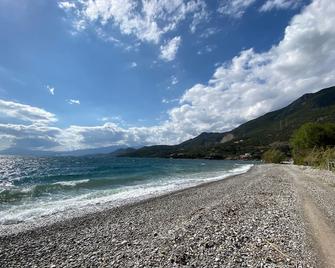 Nice Apartment In Nafpaktos With Wifi - Nafpaktos - Strand