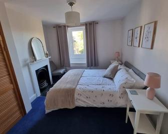 Lovely 2-Bed Cottage in Saint Bees 'Ca Lola' - St. Bees - Bedroom