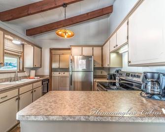 Bluebird View - Two Bedroom Cabin - Ruidoso - Kitchen