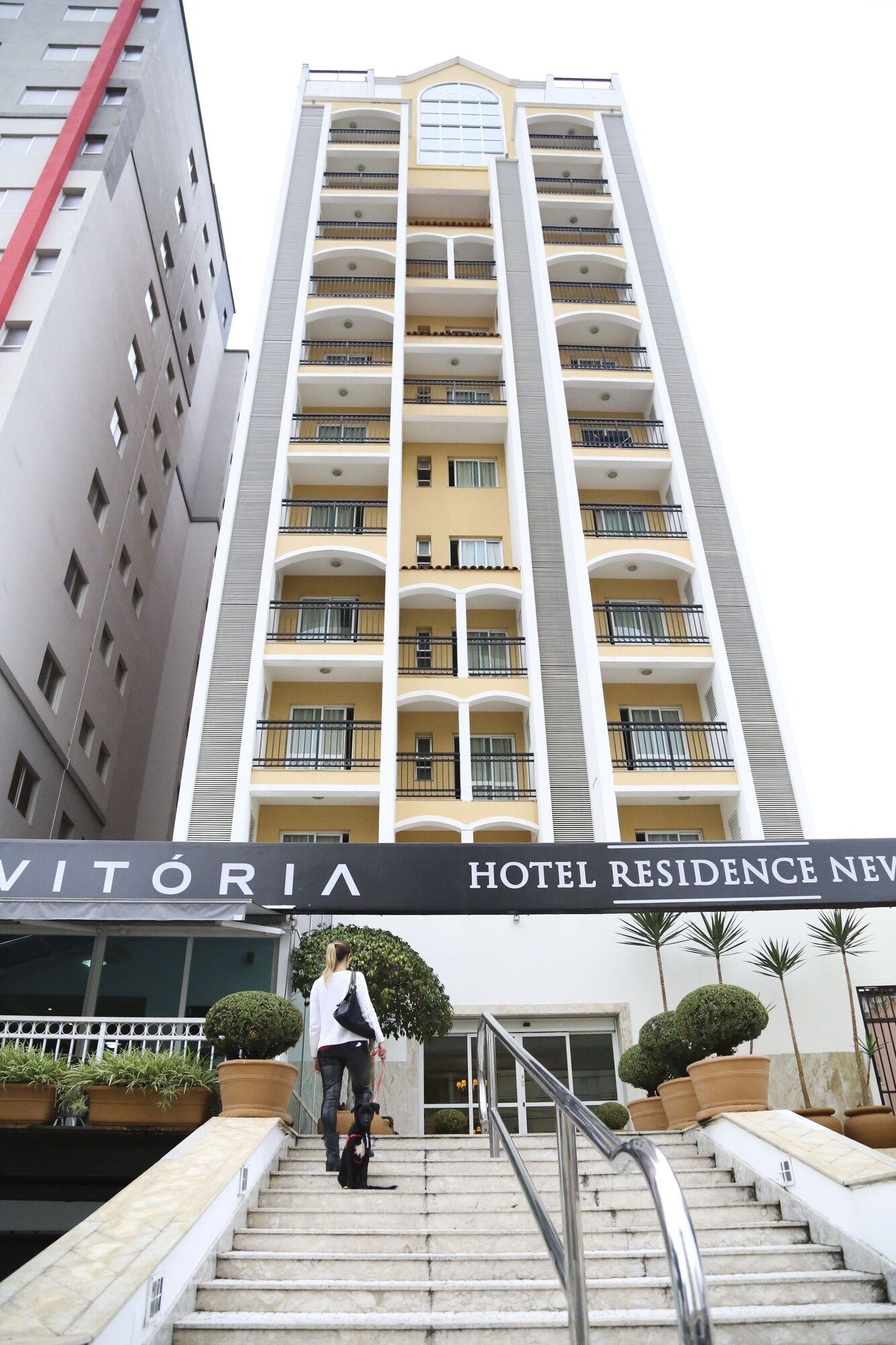 Vitória Hotel Residence Newport - Campinas - Gebäude