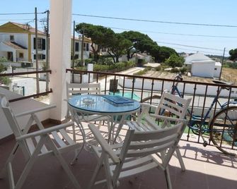 Sublime Sun & Van - By Meco Stays - Sesimbra - Balcon