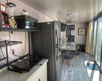 Casa Kraken a 6 minutos de playa - Barra de Navidad - Cocina