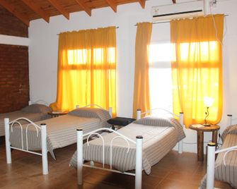 Bahia Ballenas Hostel - Puerto Pirámides - Schlafzimmer