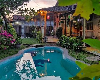 Omah Lila by The Grand Java - Yogyakarta - Piscina