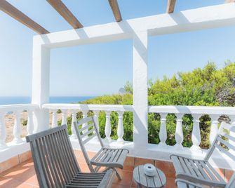 Hostal La Torre - סנט אנטוני דה פורמני - מרפסת