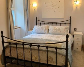 8 The Loan - Lauder - Bedroom