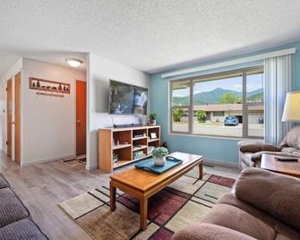 The Brick House, Kellogg Id - Kellogg - Living room