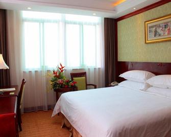 Vienna Hotel Dongguan Songshan Lake - Dongguan - Bedroom