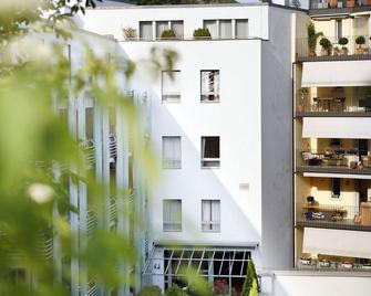 أمباسادور سيلف تشيك إن هوتل - لوسرن - مبنى