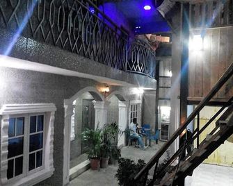 Hotel Princebella - Alimosho - Edificio