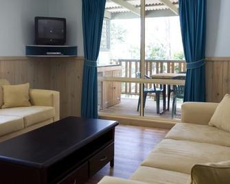 Big4 Bungalow Park On Burrill Lake - Ulladulla - Huiskamer