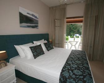 Summer Wine Friendly Resort - Kato Korakiana - Habitación