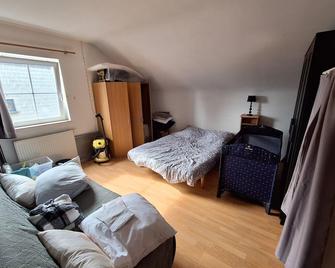 Comfort Stay in Carlsbourg - Paliseul - Bedroom