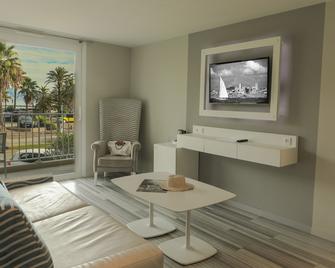 Hôtel Josse - Antibes - Living room