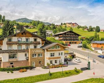 Landhaus Hubertus Wellness & Breakfast - Schladming - Gebouw