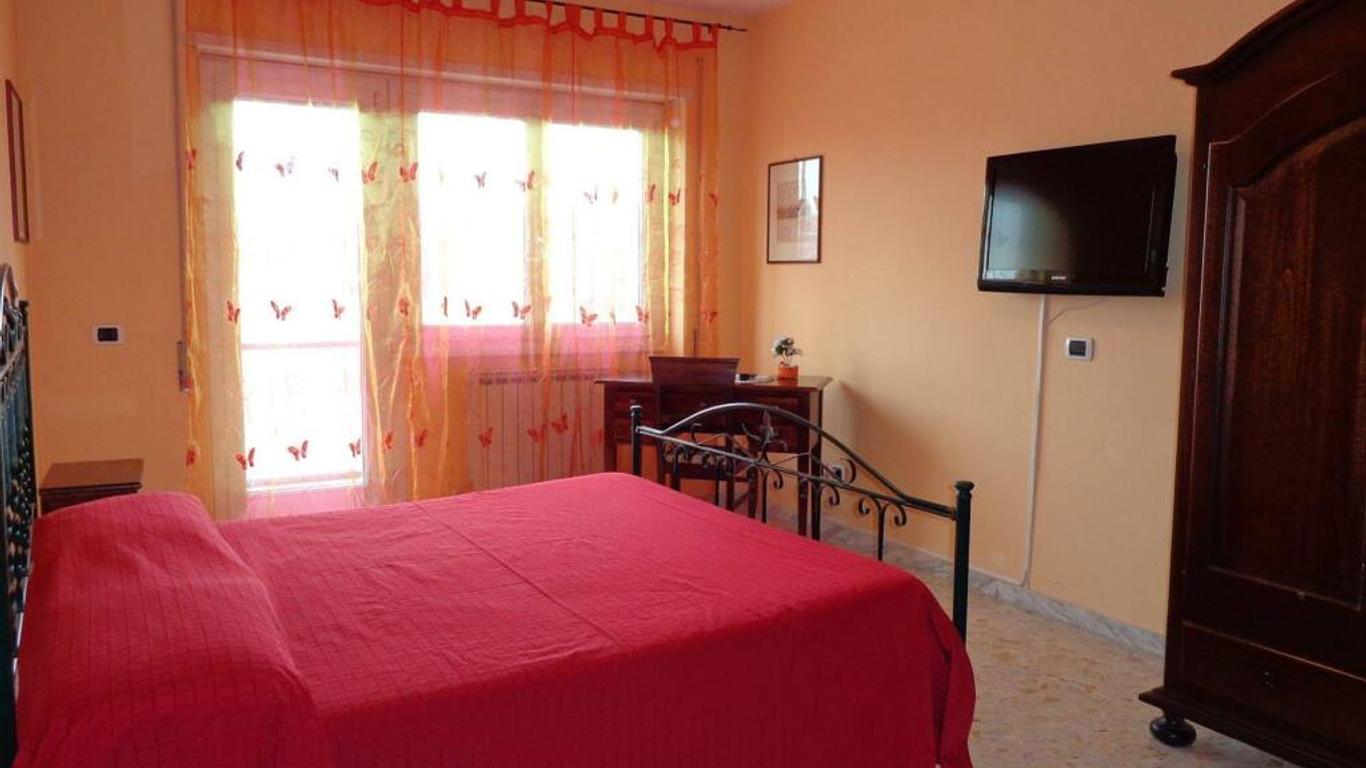 دوماس ديلا راديو