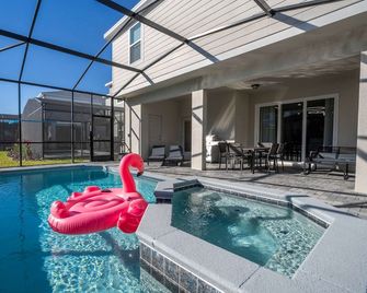 Luxury 7Bd Close to Disney with Pool and Spa at Windsor Cay 16218 - Clermont - Zwembad