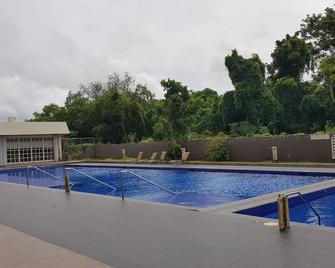 Hana House - Tamuning - Pool