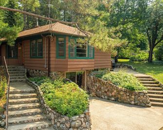 Cabin O' Pines - A Family Friendly Resort - Orr