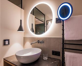 Gutshotel Menterschwaige - Heritage Boutique Hotel with Timless Elegance - Múnich