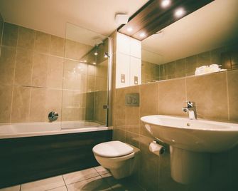 Nevis Bank Inn - Fort William - Banyo