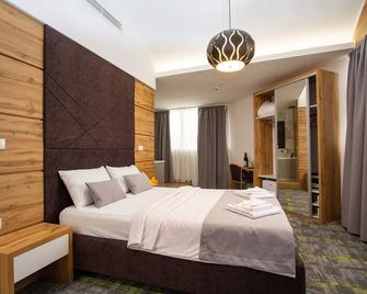 Hotel Grand - Banja Luka - Slaapkamer