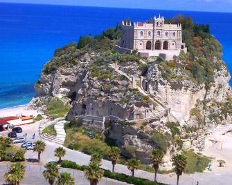 Residenza il Duomo - Tropea - Building