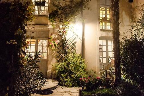 Manoir Sainte Victoire - Bayeux - Building