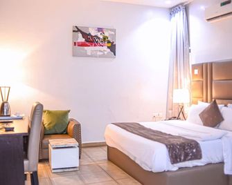 Mainstay Luxury Hotel - Ibadan - Bedroom