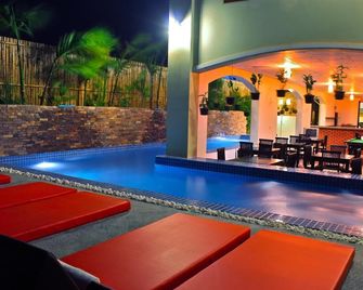 Boutique Cambo Hotel - סיאם ריפ - בריכה