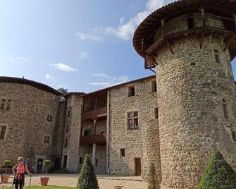 Gîte les coquelicots de Retourtour - Lamastre - Gebouw