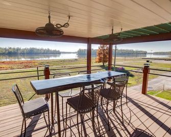 Charming Escape in Grafton! - Grafton - Balcony