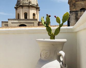 Nenetta Rooms & Suites Monopoli - Monopoli