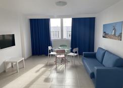 Apartamentos Tao Noah - Puerto del Rosario - Living room