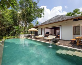 Impiana Private Villas Ubud - Ubud - Bazén