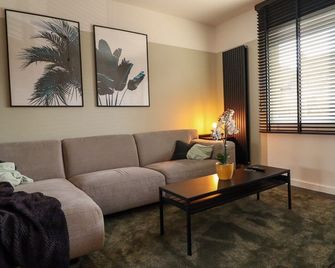 Modern Town House in Hamont-achel - Hamont-Achel - Sala de estar