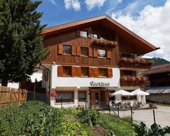 Hotel Genziana - Arabba - Building