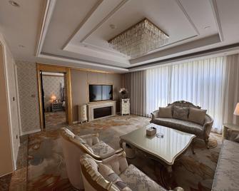 Peace International Hotel - Langfang - Sala de estar