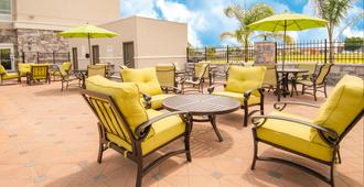 Holiday Inn New Orleans Airport North - Kenner - Patio