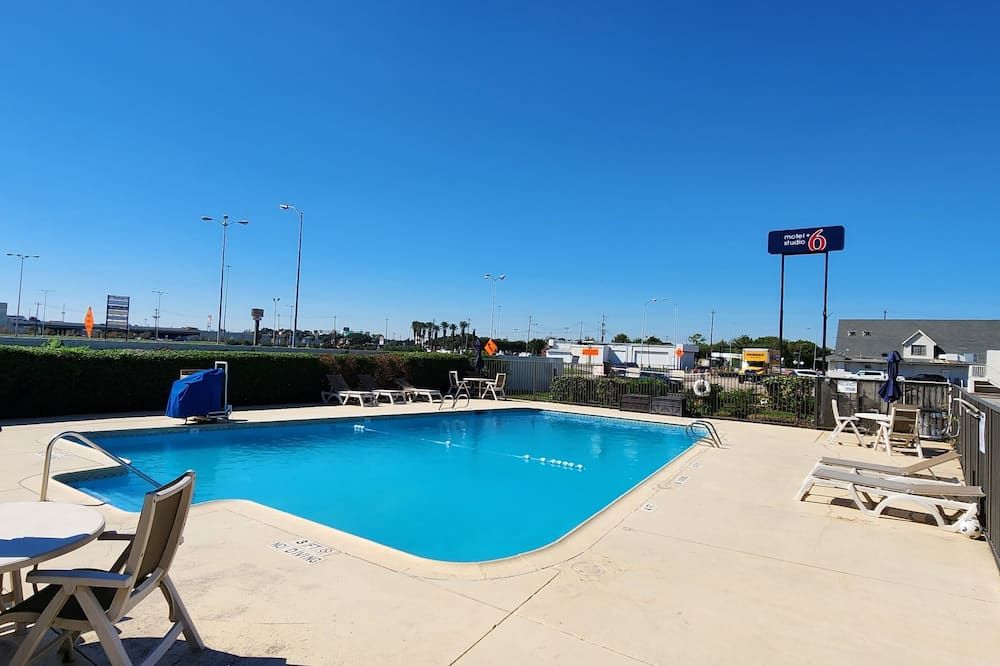 Motel 6 Houston - Nasa - Webster - Piscine