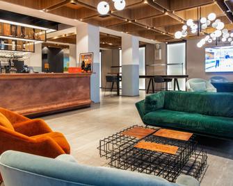 نوفوتل بارما سنترو - بارما - بار