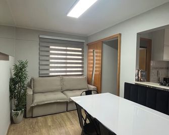 Hospedagem Euzebio 01 - סאו פאולו - סלון