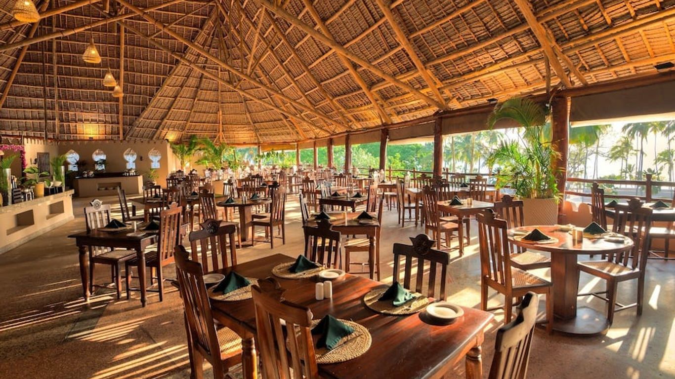 Diamonds Mapenzi Beach