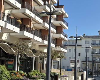 Casa Grace - Santa Monica - Lido di Jesolo - Building