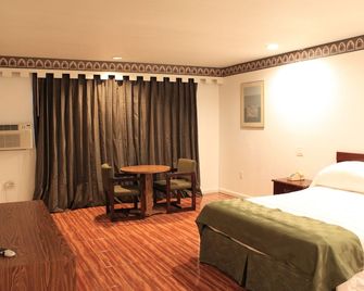 Menifee Inn - Sun City - Habitación