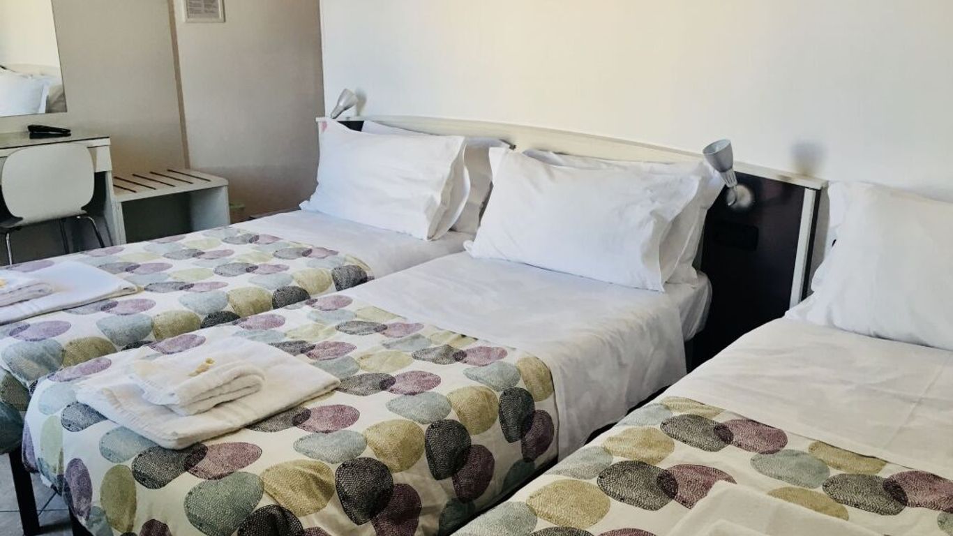 더 비하이브 로마