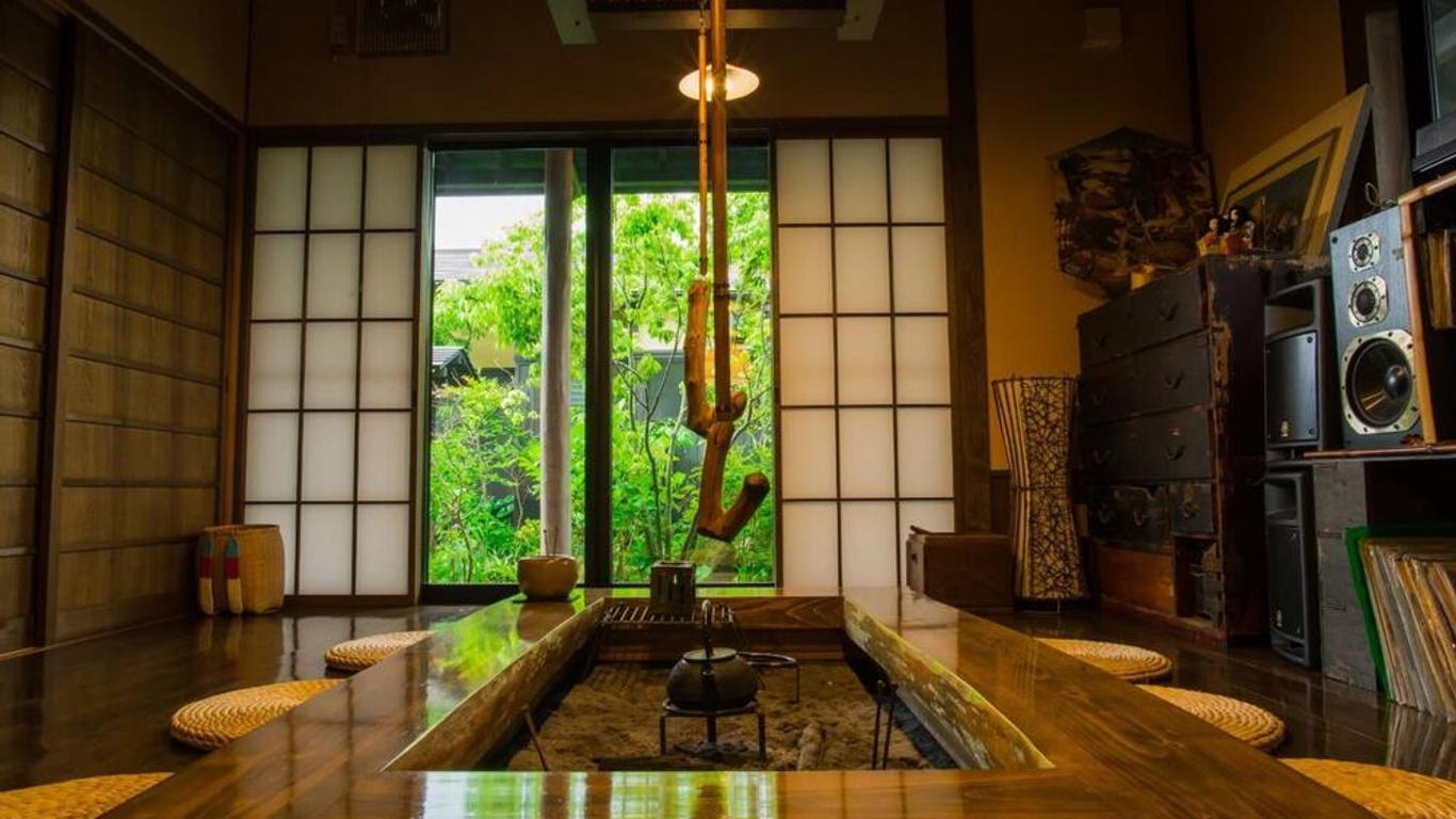 يوراري روكوميو