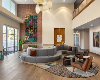 Hotel Indigo Columbus Architectural Center By IHG - Columbus - Salónek