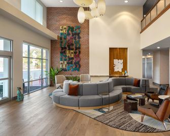 Hotel Indigo Columbus Architectural Center By IHG - Columbus - Salónek