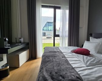 Frames Hotel Gmbh - Mulheim-Karlich - Habitación